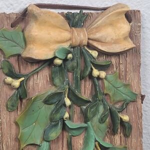 Rustic Resin Wood Hanging Plaque Mistletoe Holly Bow Holiday Christmas Decor